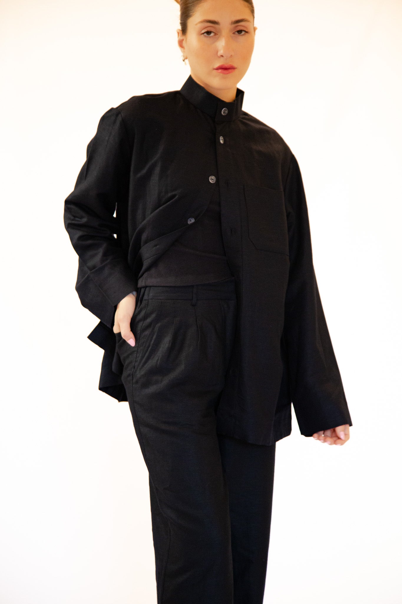 KANO Basic Button-up Blouse Black